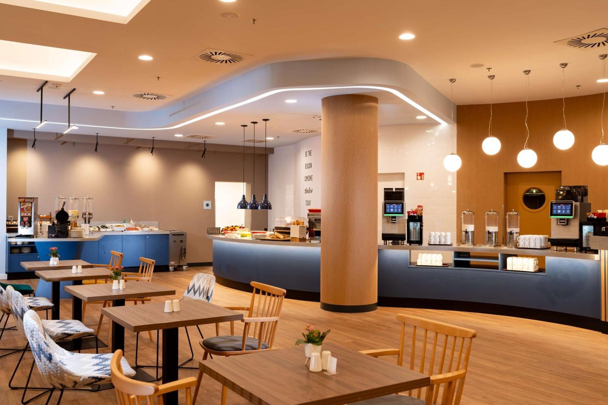 Hampton By Hilton Budapest City Centre Exterior photo